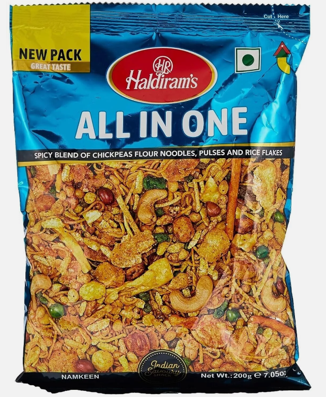 Haldiram's All in one Spicy blend of chickpeas Noodles, Split checkpeas and rice flakes